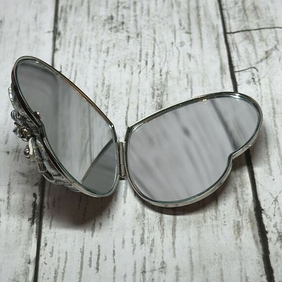 Brighton Compact Mirror Silver Heart with Flowers Beaded Faux Pearls - Picture 5 of 5